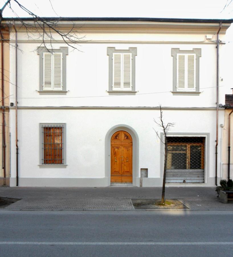 Villa Anna Torre del Lago Puccini Eksteriør billede